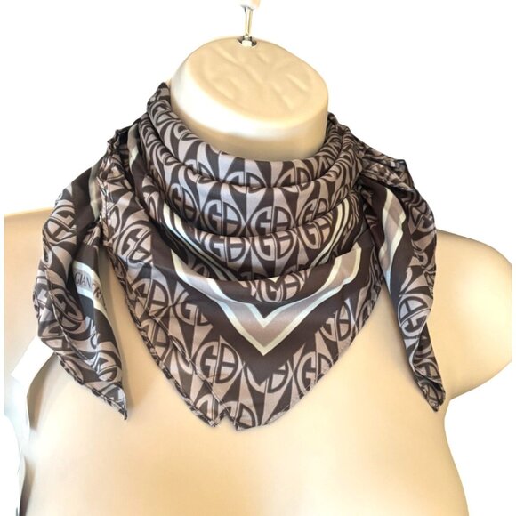 Giani Bernini Logo Diamond Printed Bandana Scarf, Gray, 24" x 24" - Picture 2 of 12
